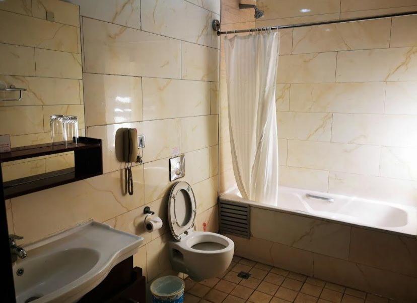 Ofas Chelsea Hotel Abuja Eksteriør billede